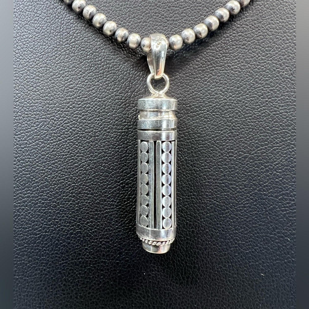 Sterling Silver Poison Pendant with Peridot